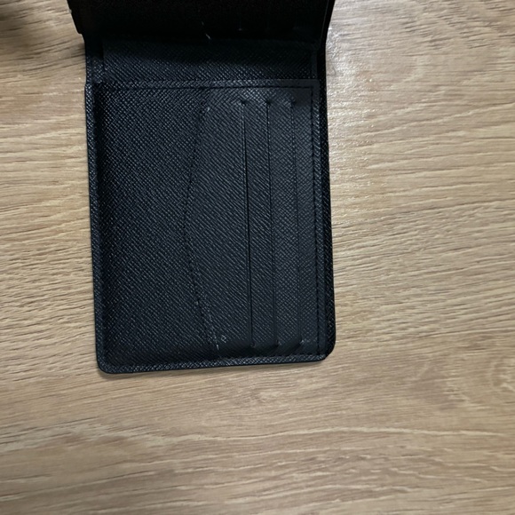 Louis Vuitton limited edition style full wallet. - Picture 4 of 5